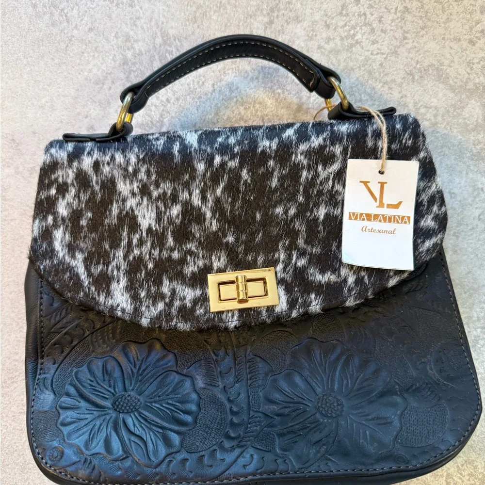 Via Latina Artisanal Leather Black Purse